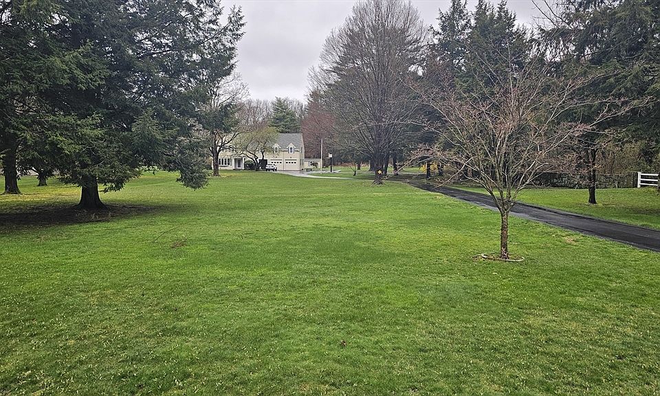 2nd image of 154 & 154R Elm St