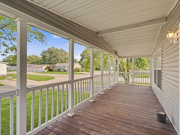 5th image of 1226 Mason Cir