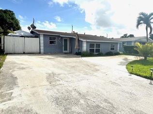 520 NW 13th Ave, Boynton Beach, FL 33435