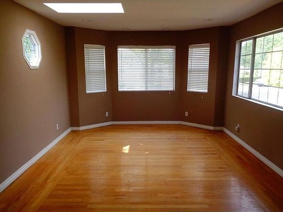 5th image of 14745 Grayville Dr
