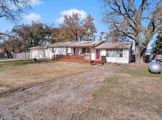 1640 Comanche Rd, McPherson, KS 67460