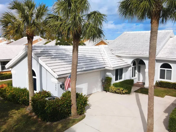 2295 Saratoga Ln, West Palm Beach, FL 33409