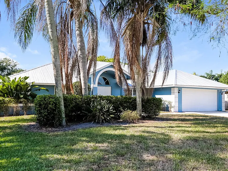 13789 Geranium Pl — Photo 4