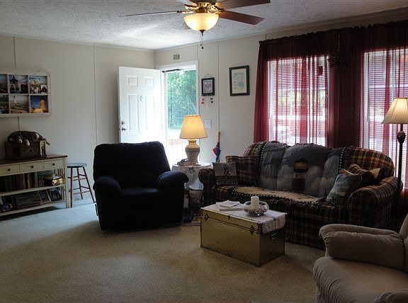 3rd image of 32149 Hidden Acre Dr