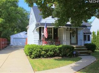 1974 E 224th St, Euclid, OH 44117