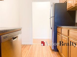 31-21 29th St #6J, Astoria, NY 11106