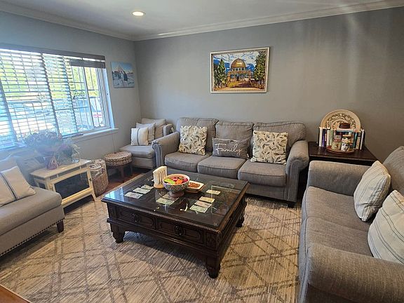 5th image of 19-41 76th St #1