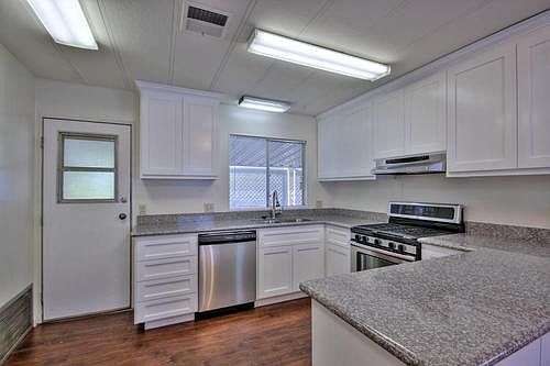 1st image of 136 El Bosque Dr