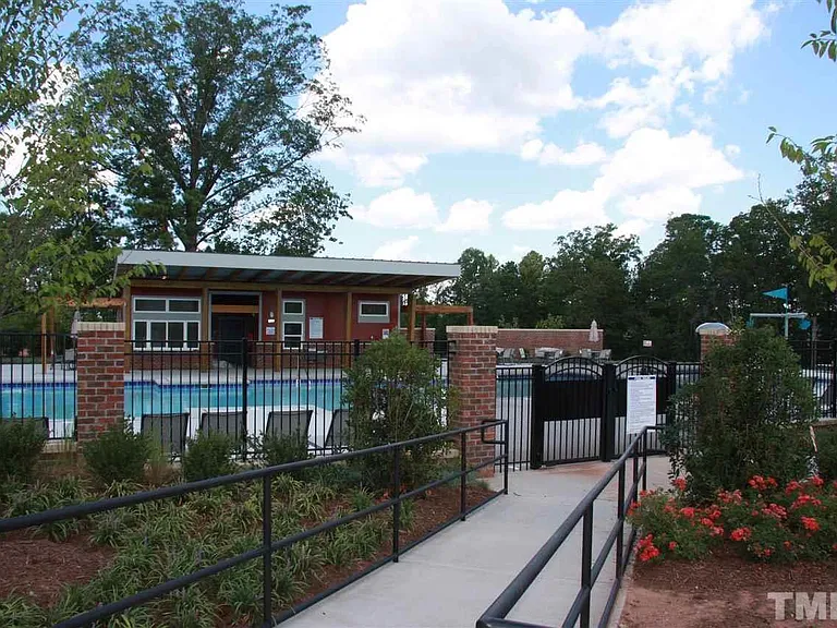 842 Firebrick Dr — Photo 28