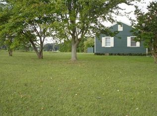 18100 Egglestetton Rd, Amelia Court House, VA 23002
