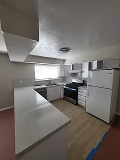 1095 Pacific St — Photo 8