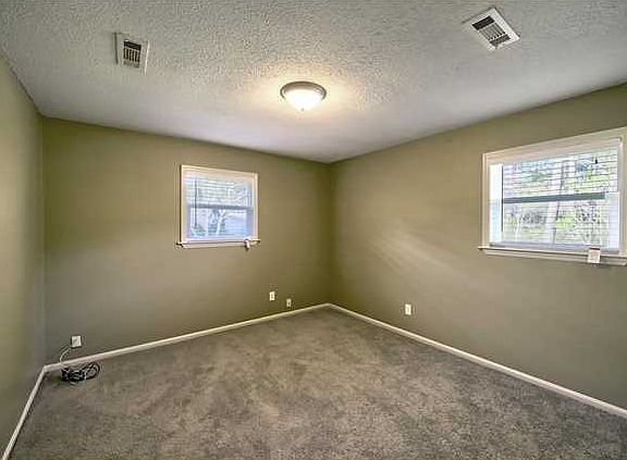 5th image of 7118 Georgia Ave