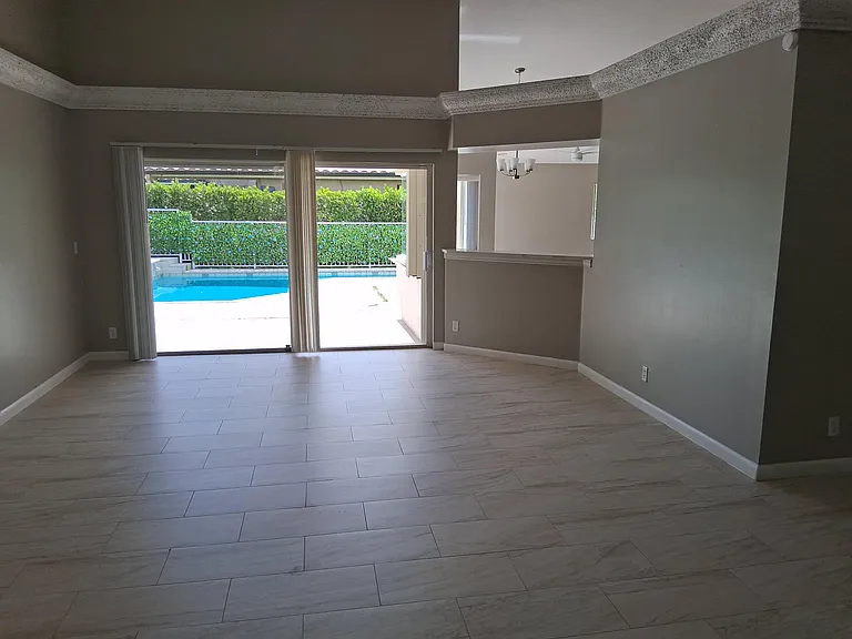 4863 Chardonnay Dr — Photo 12