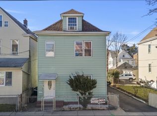 38 Holden St, Clifton, NJ 07011