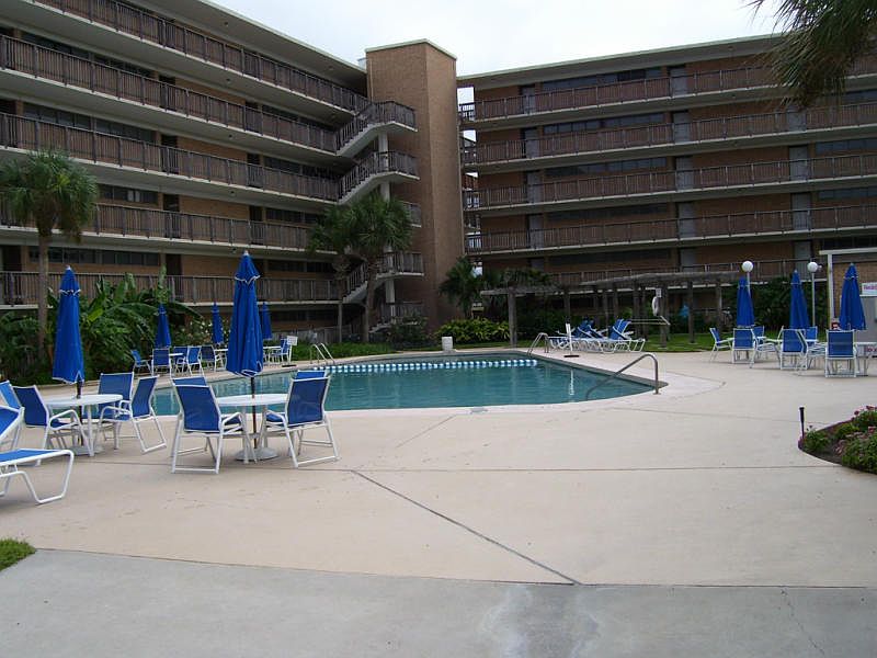 1st image of 14810 Windward Dr Unit 108