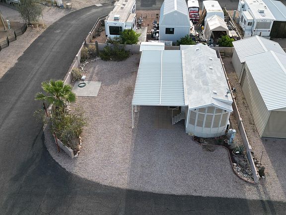 3rd image of 41 N Sagebrush Rd