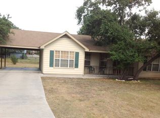 1317 Lazy Creek Ln, Blanco, TX 78606