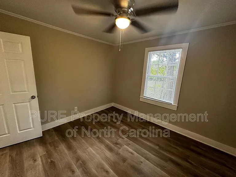 903 Holt St — Photo 17