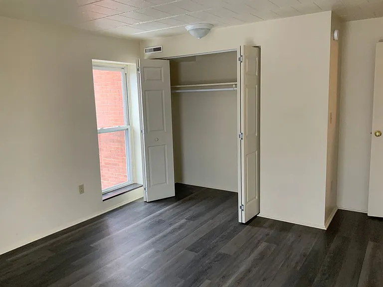 Twin Oaks Apartment Group — Photo 4