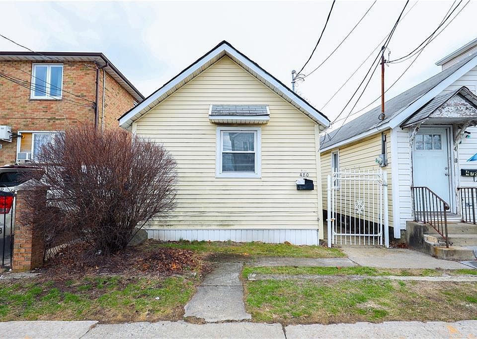 2nd image of 480 Midland Ave