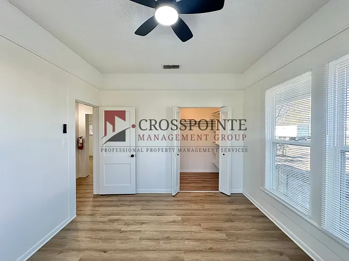 403 E Noble St #403 — Photo 12