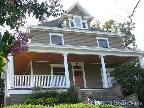 2nd image of 2229 Wycliffe Ave SW