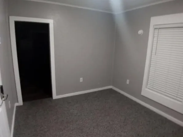 808 N Old Wire Rd, Wildwood, FL 34785