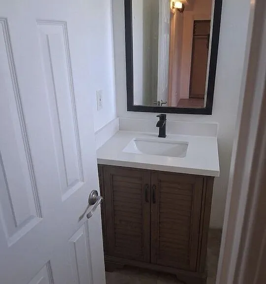13757 Vanowen St #1 — Photo 1
