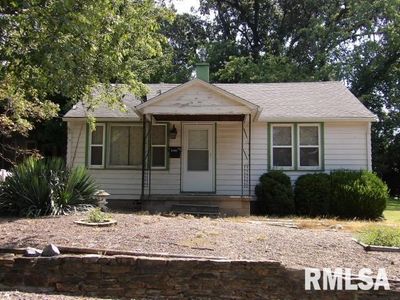 1424 S Land St, Harrisburg, IL, 62946