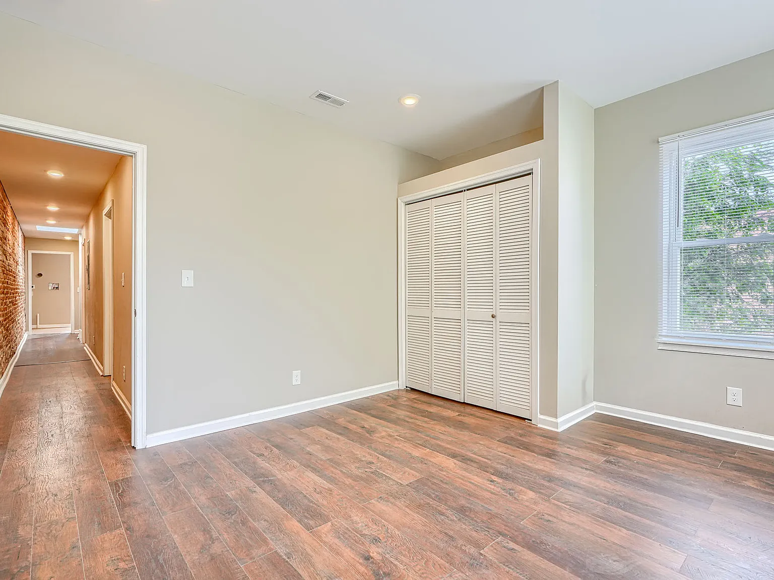 2 bed, 1400 sqft, $1,650 — Photo 2