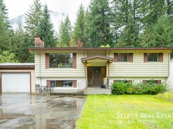 260 Robertson Cres, Hope, BC V0X 1L4