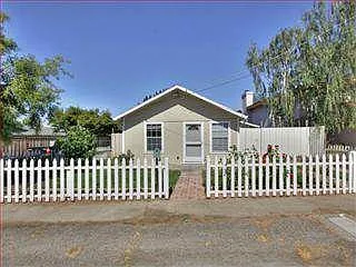 10230 Peninsula Ave photo 1