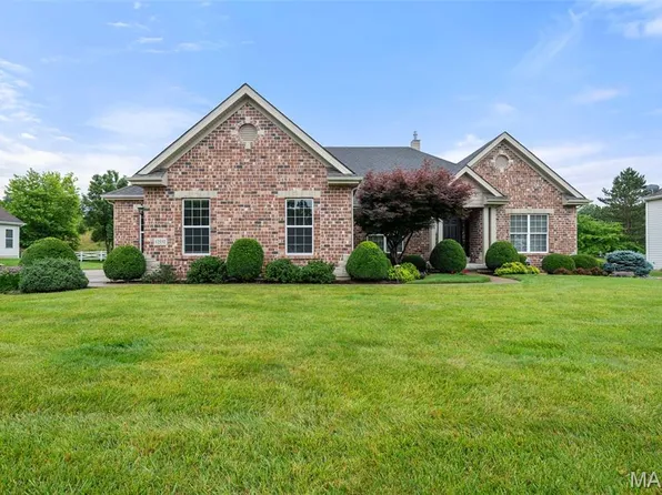 12532 Grandview Forest Dr, Saint Louis, MO 63127