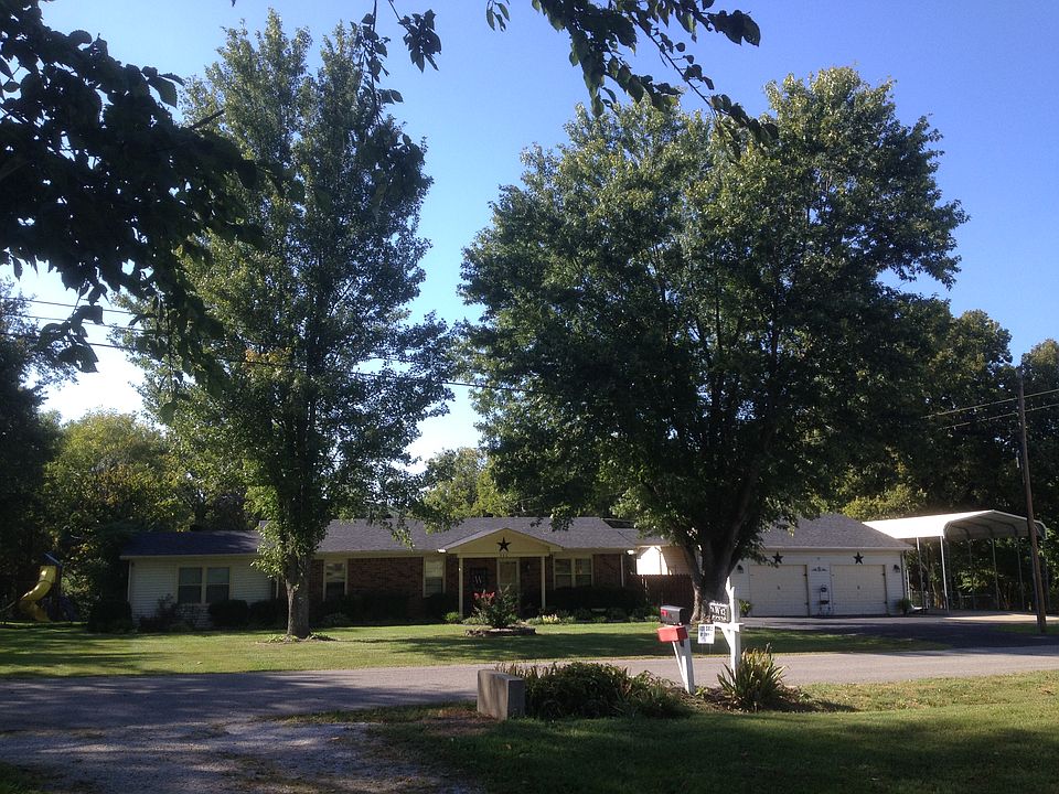 1st image of 386 Posey Ln