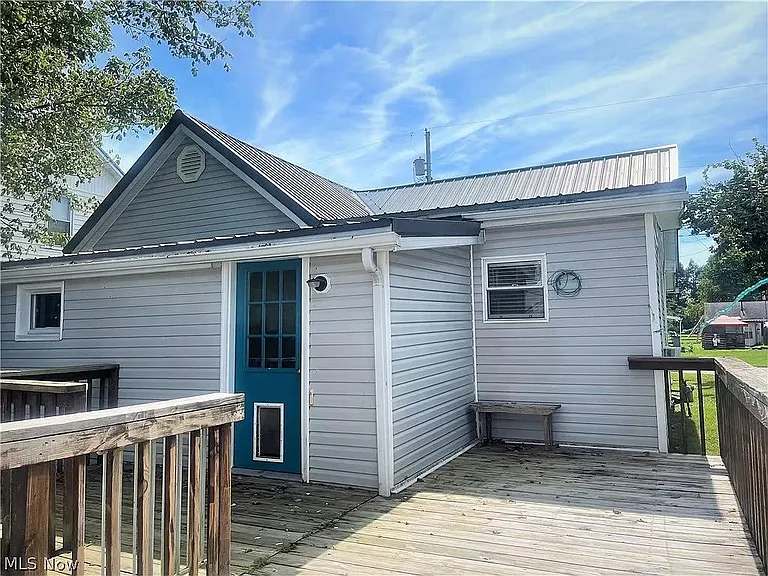 609 Poplar Ave — Photo 6
