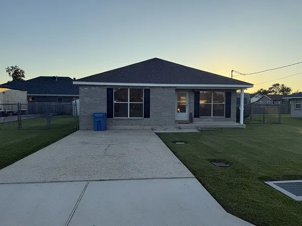 310 Louisiana St, Paradis, LA 70080