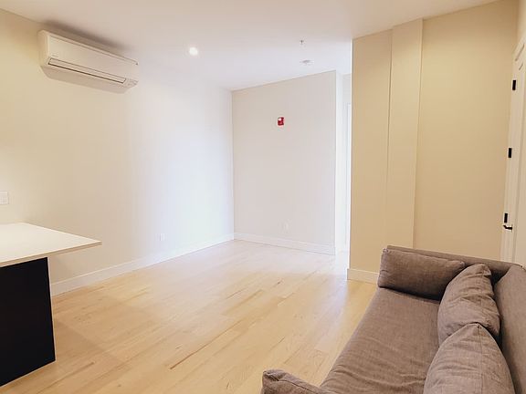 4th image of 609 Communipaw Ave #2C