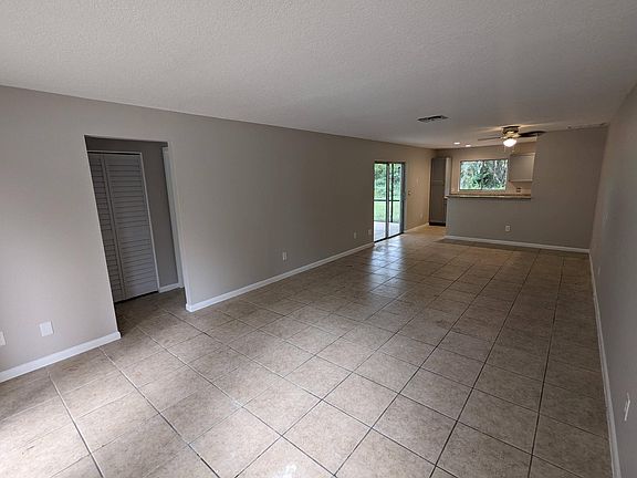 4th image of 2629 Kinnon Dr