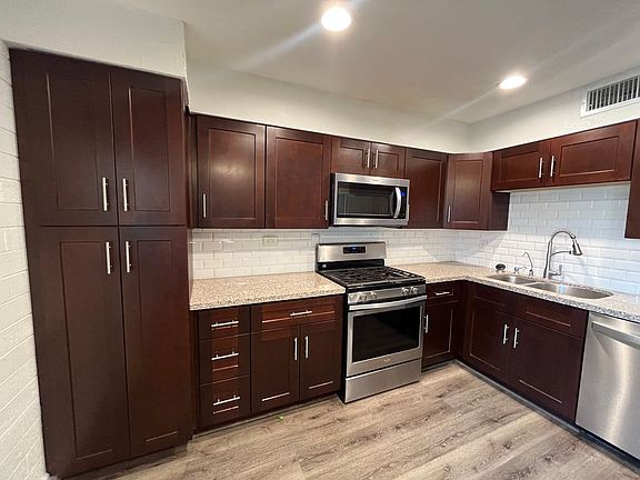 5th image of 3126 N 67th Pl #C
