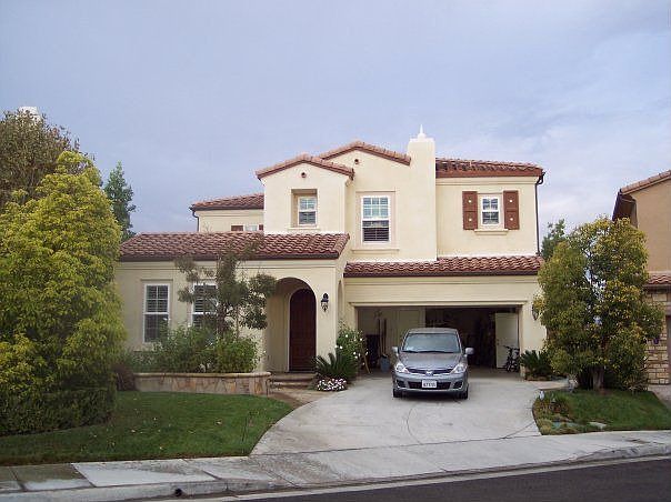 Front - 3 car garage