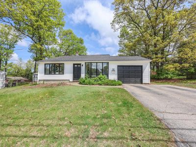 36 Cranwell Drive, Manchester, NH, 03109