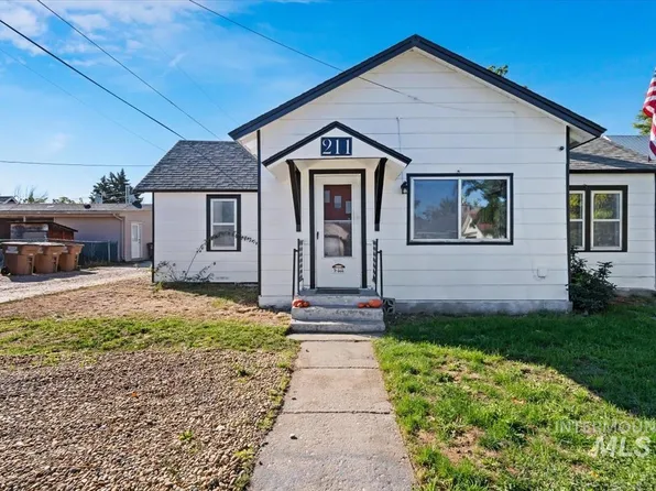 211 W 2nd St, Emmett, ID 83617