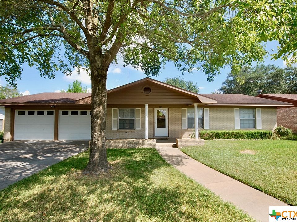 205 Klesel St, Schulenburg, TX 78956 Zillow