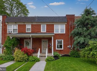 28 S Fulton St, Manheim, PA 17545