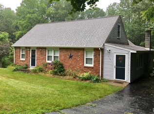 134 Kiel Ave, Kinnelon, NJ 07405