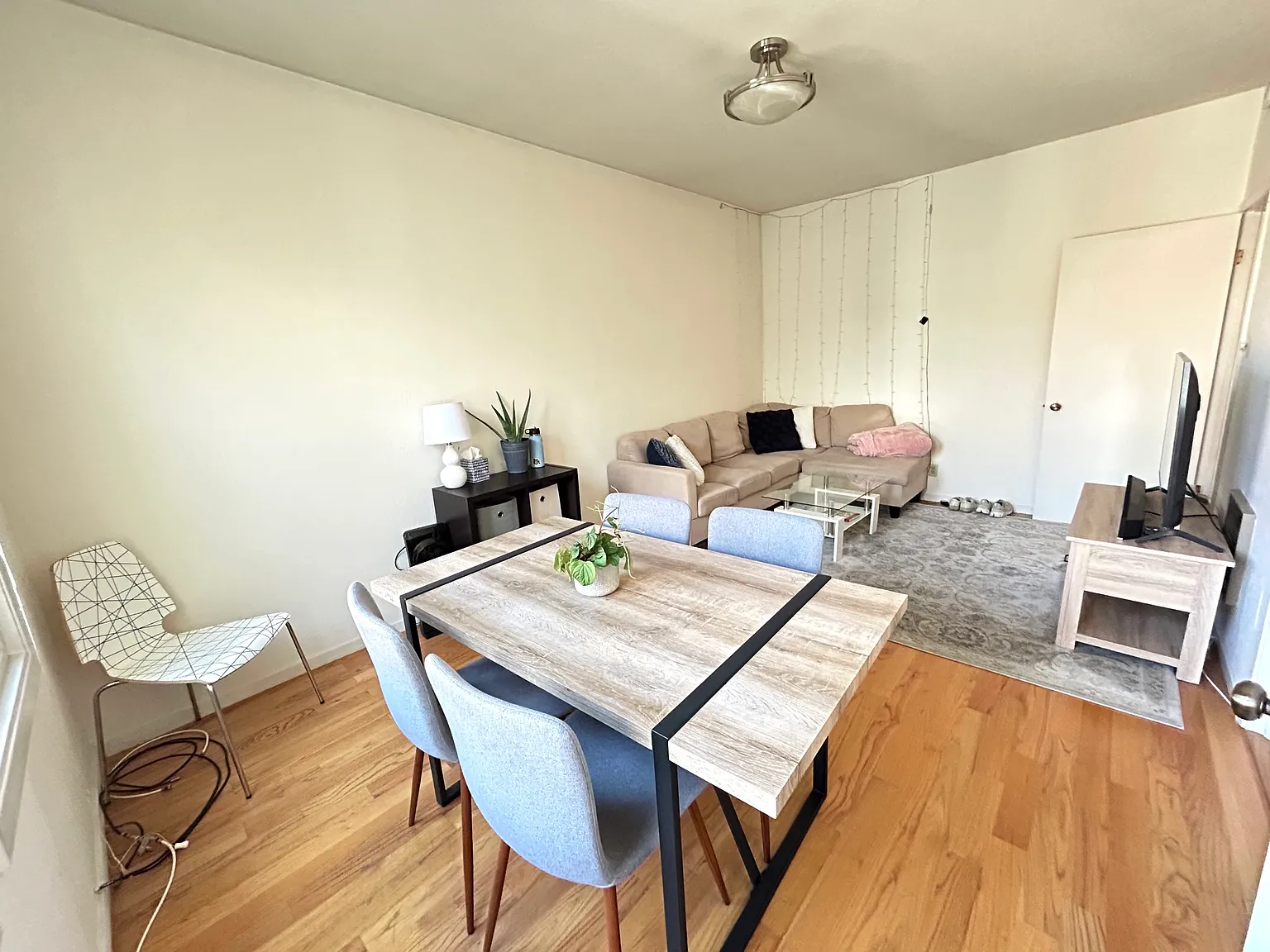 2 bed, 1200 sqft, $6,875 — Photo 2