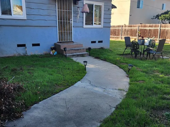 6040, 6735-6737 Mohawk St, San Diego, CA 92115