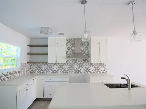 707 S Olive St Unit 102, San Antonio, TX 78203