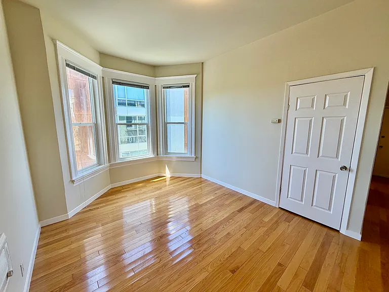 331 Octavia St #19 — Photo 1