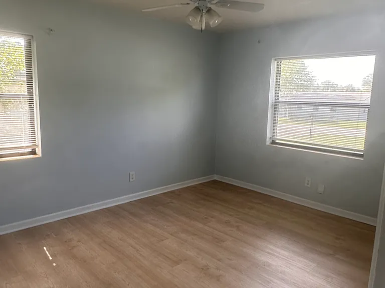 10509 Stone Rd — Photo 12